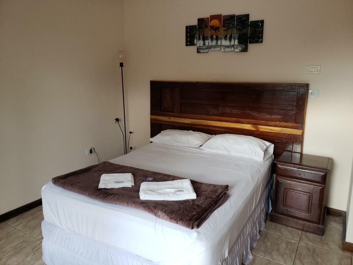 Apart Hotel El Duende Puerto Iguazú Extérieur photo